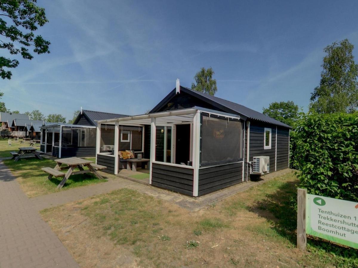 Chalet With Dishwasher, In Natural Environment IJhorst Extérieur photo
